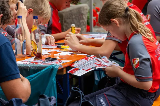 Rund 400 Feuerwehrjugendliche waren dabei. | Foto: LFKDO OÖ/Philipp Fürst