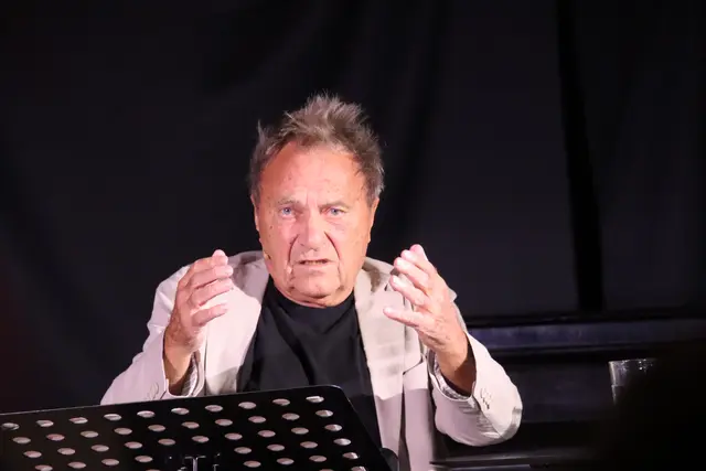 Wolfram Berger las im Freilichtmuseum Gerersdorf aus Robert Musils Jahrhundertroman "Der Mann ohne Eigenschaften". | Foto: Martin Wurglits