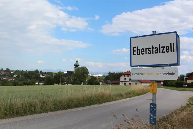 In Eberstalzell dreht ein 21-Jähriger bei einer Verkehrskontrolle durch. | Foto: Hollig