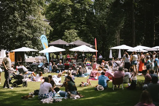 Der BRidge-Beat-Brunch im Hofgarten | Foto: mia*maria-knoll.com