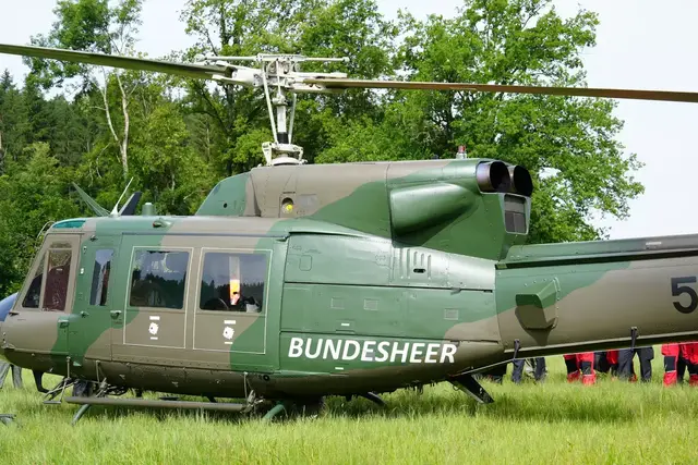 Das Österreichische Bundesheer führt eine Fallschirmspringer Aus- und Fortbildung für Freifallspringer durch. (Symbolfoto) | Foto: MeinBezirk.at