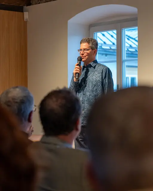 Am 24. Juli führt Kurator Michael Rainer persönlich durch die Ausstellung. | Foto: alpinguin