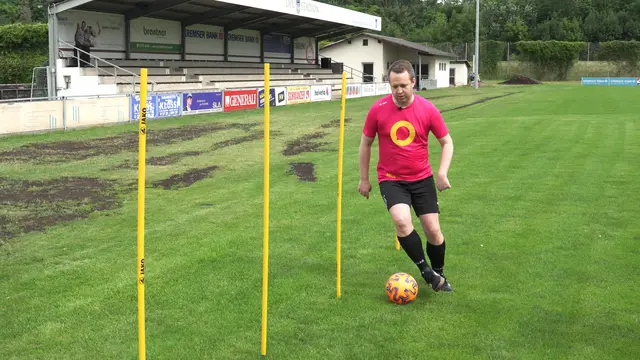 Gekonnt gedribbelt… | Foto: Lukas Triebelnig