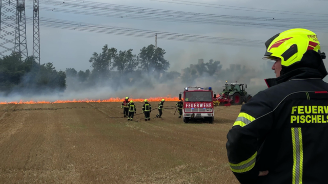 Das Ausbreiten der Flammen konnte verhindert werden. | Foto: DOKU-NÖ