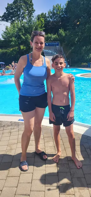 Der Sieger im U14 Rennen, Kerschbaummayer Pauli mit Frau Bgm. Kerstin Suchan-Mayr | Foto: Stadtgemeinde St. Valentin