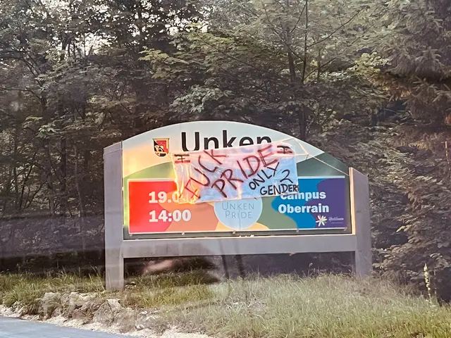 Leider gab es im Vorfeld der Pride, wie der Verein Heublumen mitteilte, einige Schmierereien gegen die Pride. | Foto: Verein Heublumen