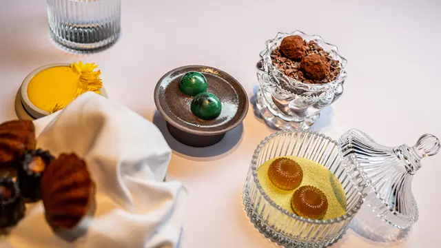 "Petit Fours" | Foto: Claus Kadrnoschka