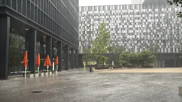 Wie MeinBezirk noch am Morgen ankündigte, kam es am frühen Montagabend zu einem größeren Wetterumschwung. Gewitter mit Starkregen und teils heftigen Windböen traf auf Wien zu. | Foto: Antonio Šećerović/MeinBezirk