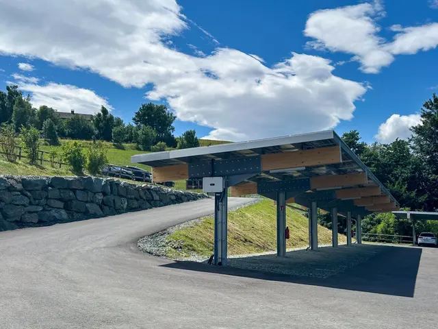 PV-Carportanlage sorgt für mehr Nachhaltigkeitsoffensive in der Buckligen Welt. | Foto: Eisgreissler