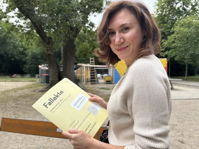 In der Fallakte findet man alles, was man benötigt. | Foto: Michael Marbacher/MeinBezirk
