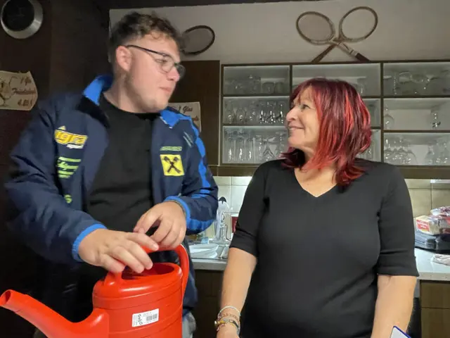 Inge Pachtner - Kantinenchefin- mit Turnierleiter Florian | Foto: TC Bad Vöslau