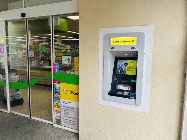 Ein Segen für Autolose: Bankomat beim Nahversorger. | Foto: Bachhofner
