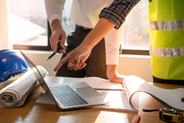 Mehr als die Hälfte der berufstätigen Frauen arbeiten in Teilzeit. In der Regierung sind die Positionen dazu konträr. | Foto: stockadobe