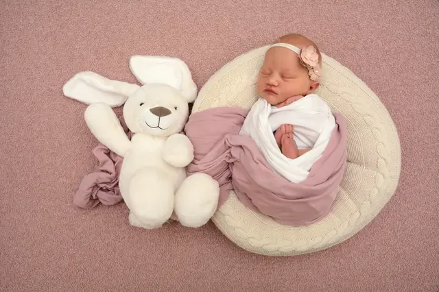 Name: Melina
Geburtstag: 14.07.2025
Gewicht: 3.355 g
Größe: 50 cm
Eltern: Sandra Rehschützecker und Thomas Meltzer aus Leoben | Foto: Babysmile