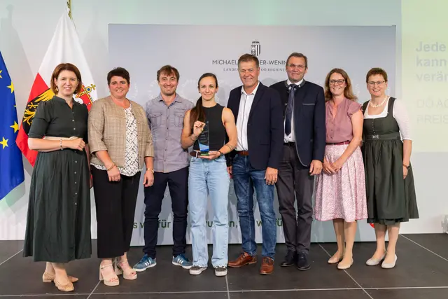 Michael und Magdalena Hofer aus Arnreit erreichten den zweiten Platz beim Agrarpreis OÖ.  | Foto: Margot Haag