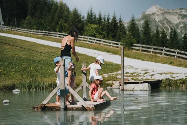 Erlebnisreicher Sommertag für groß und klein beim Bärenbachl Bergeralm. | Foto: TVB Wipptal/Johannes Bitter