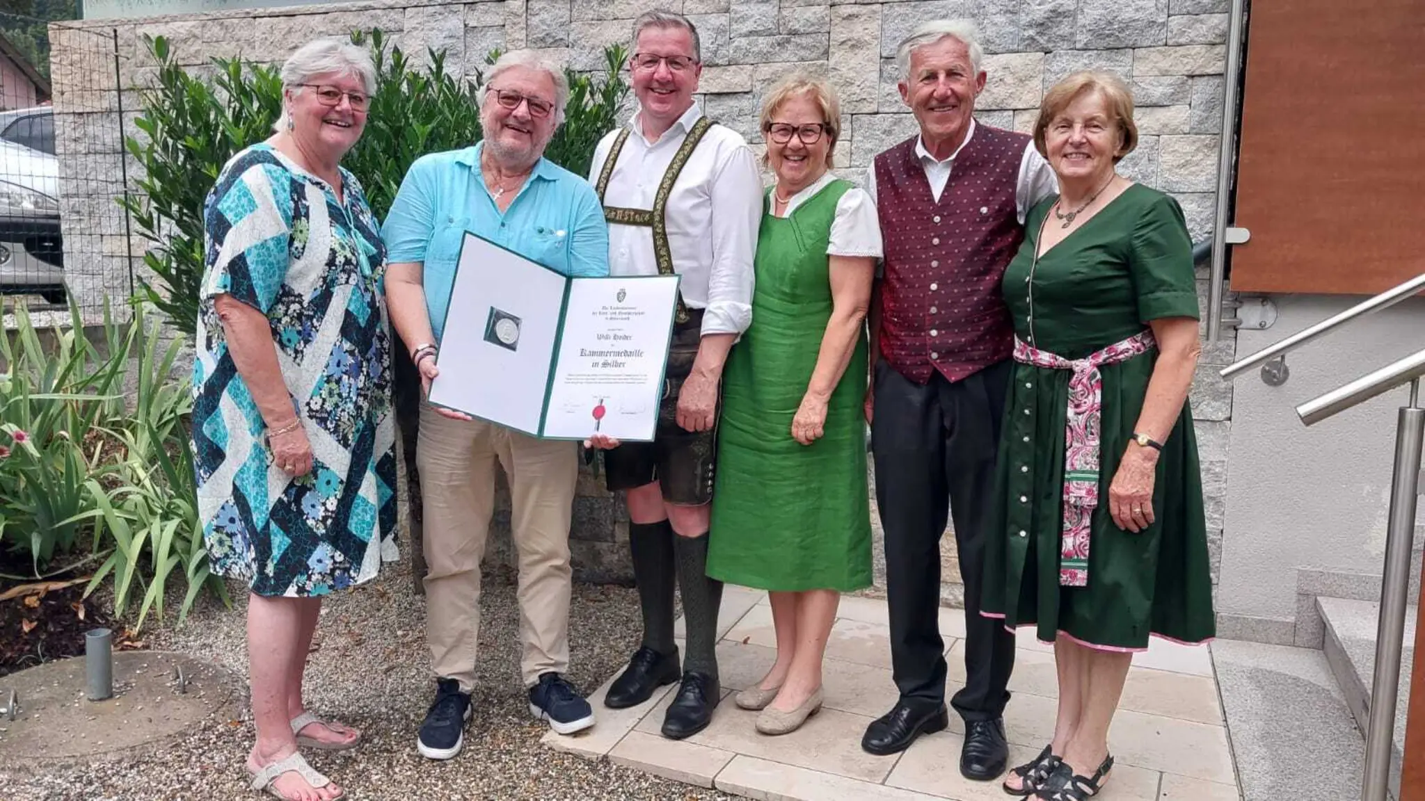 Mit-bodenst-ndiger-und-ehrlicher-K-che-zum-Starkoch