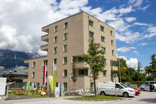 In nur 18 Monaten Bauzeit entstanden 17 hochwertige Wohnungen in der Wiesengasse 19b. | Foto: ©IKM/Jäger