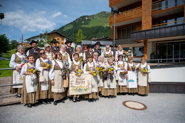 Ein farbenprächtiges Zusammentreffen mit langer Tradition. | Foto: Dietmar Hurnaus