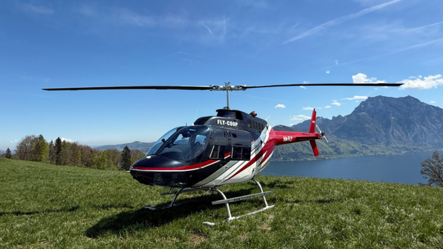 Helifly Helicopterservice bietet atemberaubende Helikopterflüge über das Salzkammergut,
Salzburg und ganz Österreich für Touristen, Unternehmen und Abenteurer. | Foto: Helifly Helicopterservice