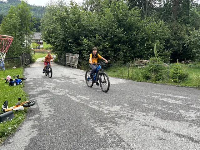 Radfahren zählt auch zu den Möglichkeiten, sich abzulenken. | Foto: Kern