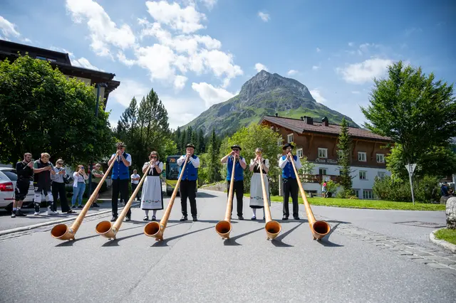 Auch Alphornbläser nahmen am Treffen teil. | Foto: Dietmar Hurnaus