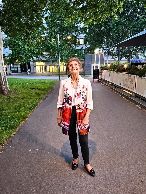 Maria ist seit 20 Jahren ehrenamtliche Mitarbeiterin bei VertretungsNetz in Wien.  | Foto: VertretungsNetz 