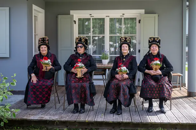 Eine Vielzahl von beeindruckenden Trachten war zu sehen. | Foto: Dietmar Hurnaus