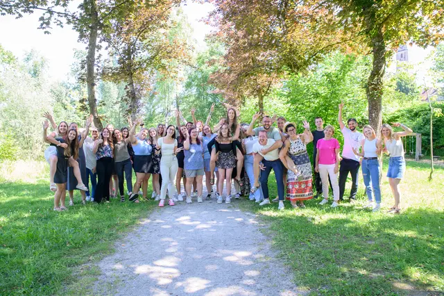 30 Schülerinnen und Schüler starteten am Tau-Kolleg die verkürzte Ausbildung. | Foto: Krankenhaus Braunau