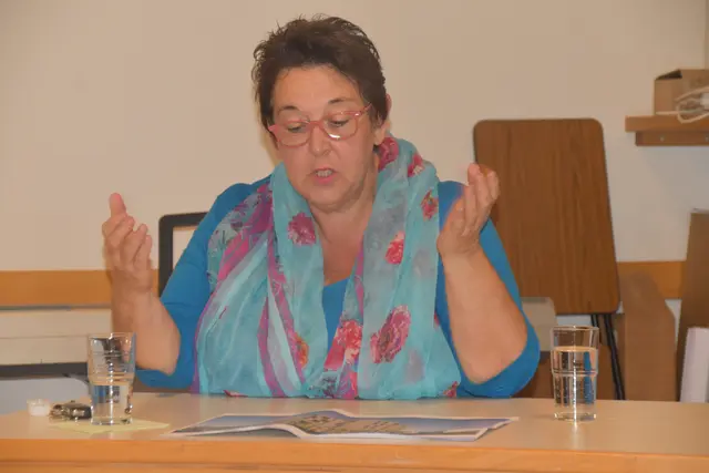 Pfarrerin Sieglinde Pfänder spekulierte bereits 2019, was mit dem Areal entstehen kann. | Foto: Michael Strini