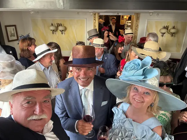 Es herrschte in Wien royale Stimmung, die Weinliebhaberinnen und Wienliebhaber gleichermaßen anzog. | Foto: Willi Opitz