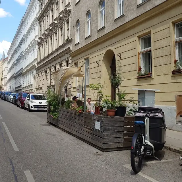 Die „Oasenstattgasse“ befindet sich vor der Hofstattgasse 2.
 | Foto: Oasenstattgasse