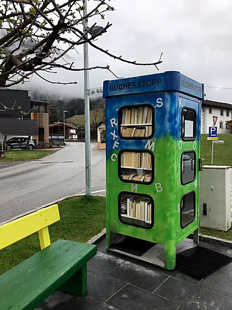 Das ist der "Bücherstopp" in Ranggen, der sich zu einem kleinen, aber feinen Erfolgsprojekt entwickelt hat. | Foto: Gemeinde