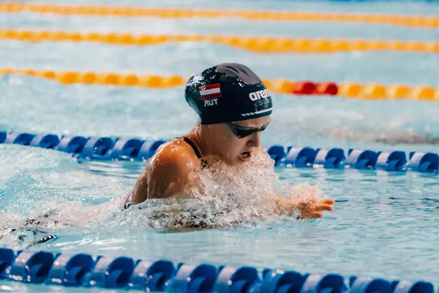 Voller Einsatz: Lilli Paier fliegt über 200 Meter Brust mit neuer persönlicher Best- und österreichischer Rekordzeit zur EYOF-Medaille. | Foto: OEOC/Michael Meindl