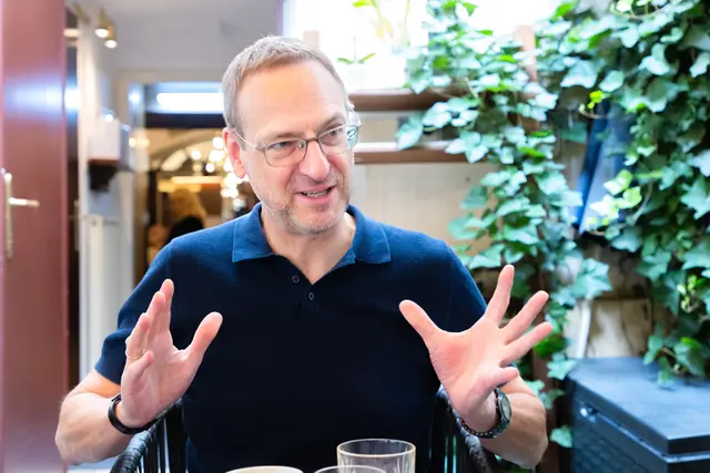 Konstruktiv: Stefan Teuber achtet auf alle Aspekte beim Einrichten. | Foto: Konstantinov