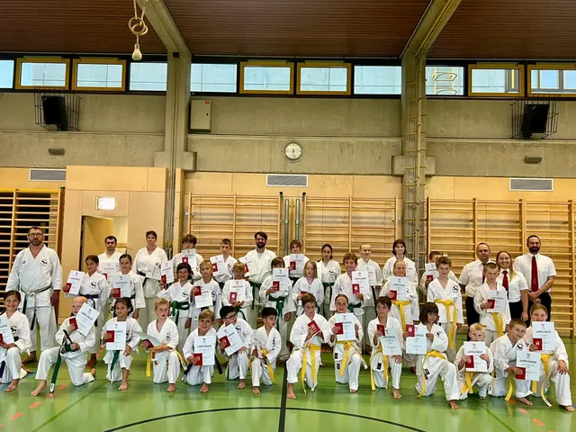 Gürtelprüfungen im Leistungszentrum bestanden. | Foto: Karate LZ St. Joh.