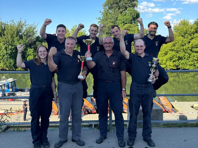 Erste Reihe: Berenice Füsselberger, Daniel Füsselberger, Thomas Pitzl, Daniel Datzberger
Zweite Reihe: Andreas Distlberger, Alexander Hülmbauer, Jonas Pitzl, Amirhossein Kiyanirad | Foto: FF Blindenmarkt