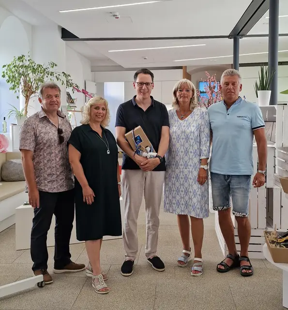 v.l.: Norbert Kappel, Gerda Kappel, Oberbürgermeister Christian Moser, Elisabeth Böhm mit Gatten Tillmann.