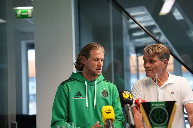 Für Trainer Sebastian Siller steht vor allem der Meisterschaftsauftakt gegen Seekirchen im Fokus. Das ausverkaufte ÖFB-Cup-Duell mit Rapid sieht er als Bonusspiel. | Foto: MeinBezirk Tirol