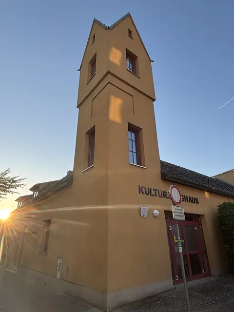 Blickfang und innovative Nachnutzung in Perg: Aus dem ehemaligen Feuerwehr-Zeughaus wurde das Kultur-Zeughaus. | Foto: MeinBezirk Perg/Köck