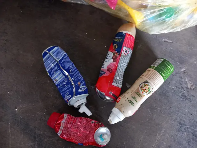 Blechdosen und leere Spraydosen sind seit der Umstellung der Leichtfraktion im gelben Sack zu entsorgen. | Foto: AWV