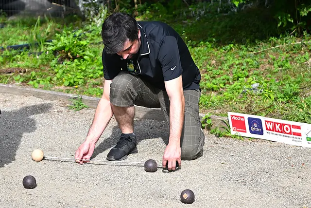 Immer wieder musste ein Maßband ein Ergebnis untermauern | Foto: Josef Bodner