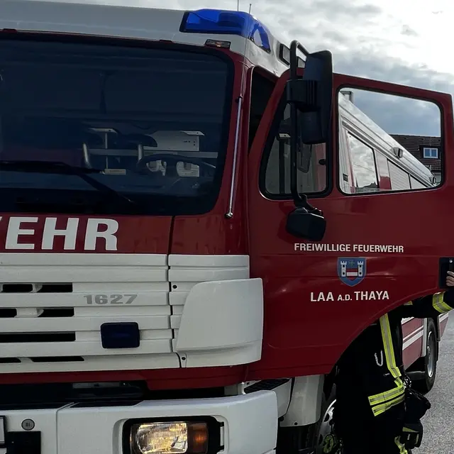 Um 10:56 Uhr wurde die Freiwillige Feuerwehr Laa zu einem Brand der Alarmstufe B2 gerufen.  | Foto: FF Laa/Thaya