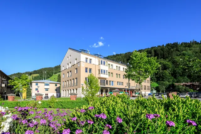 Die JUFA-Hotelgruppe ist heute mit knapp 60 Standorten in Österreich, Deutschland, Liechtenstein und der Schweiz vertreten und beschäftigt rund 1500 Mitarbeitende. | Foto: JUFA Hotels