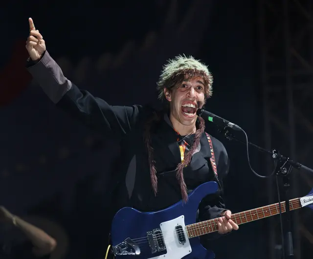 Mietze Conte mit Frontmann Filous markierte den Abschluss des Auftakt-Abends. | Foto: TOBIAS STEINMAURER / APA / picturedesk.com