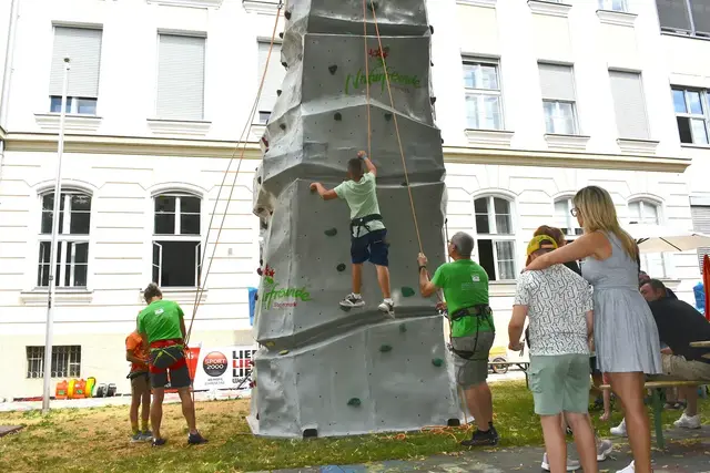 Kletterturm beim Sommermarkt | Foto: MeinBezirk