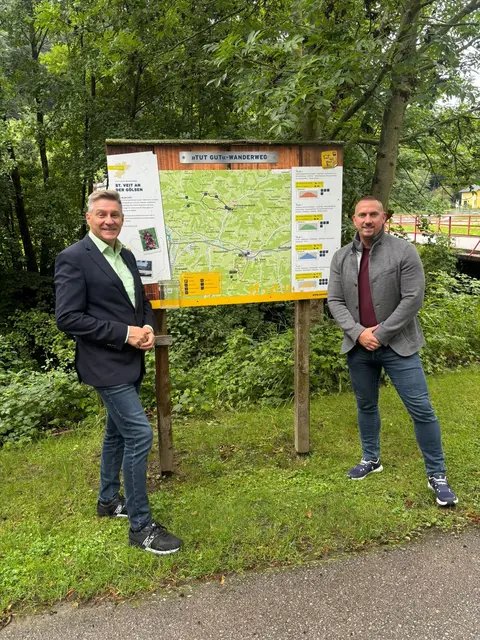 Die „Tut gut!“-Wanderwege sind im Bezirk gut ausgeschildert und laden zu abwechslungsreichen Touren ein. | Foto: VP