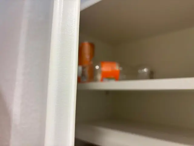In der Küche oder doch im Kammerl? Je nach Verbrauch brauchen die Flascherl und Dosen unterschiedlich viel Platz. | Foto: cf