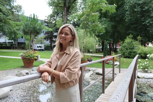 Evelyn Köfer (TK), Gemeinderätin und Obfrau des Stadtmarketingausschusses, im Spittaler Stadtpark.  | Foto: MeinBezirk.at