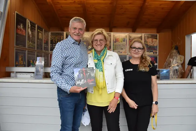 Franz und Andrea Pichler mit Sabine Auer